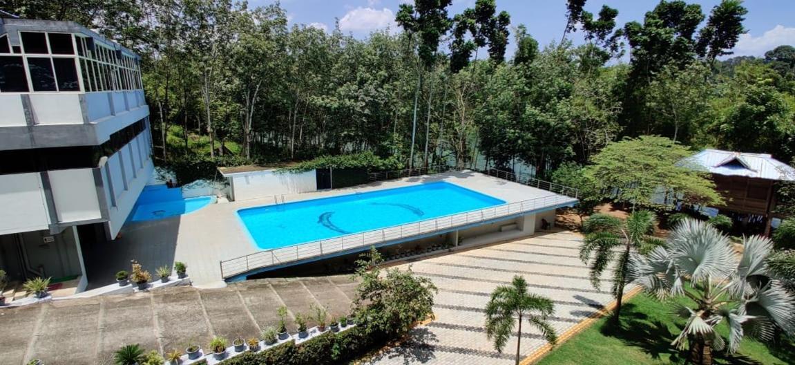 Thabasiya Resorts Kuzhittura Экстерьер фото